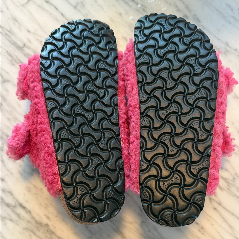 Birkenstock Women’s Pink Fuzzy Arizona Sandals - Picture 4 of 7